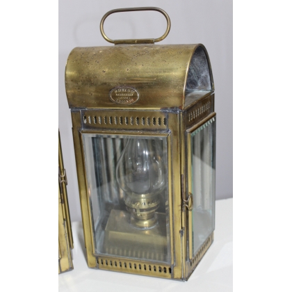  Paire de lanternes de bateau de pompier DAVEY & Co sur  Moinat SA  - Antiquités décoration