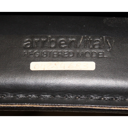 Fauteuil cuir noir Solaria de ARRBEN