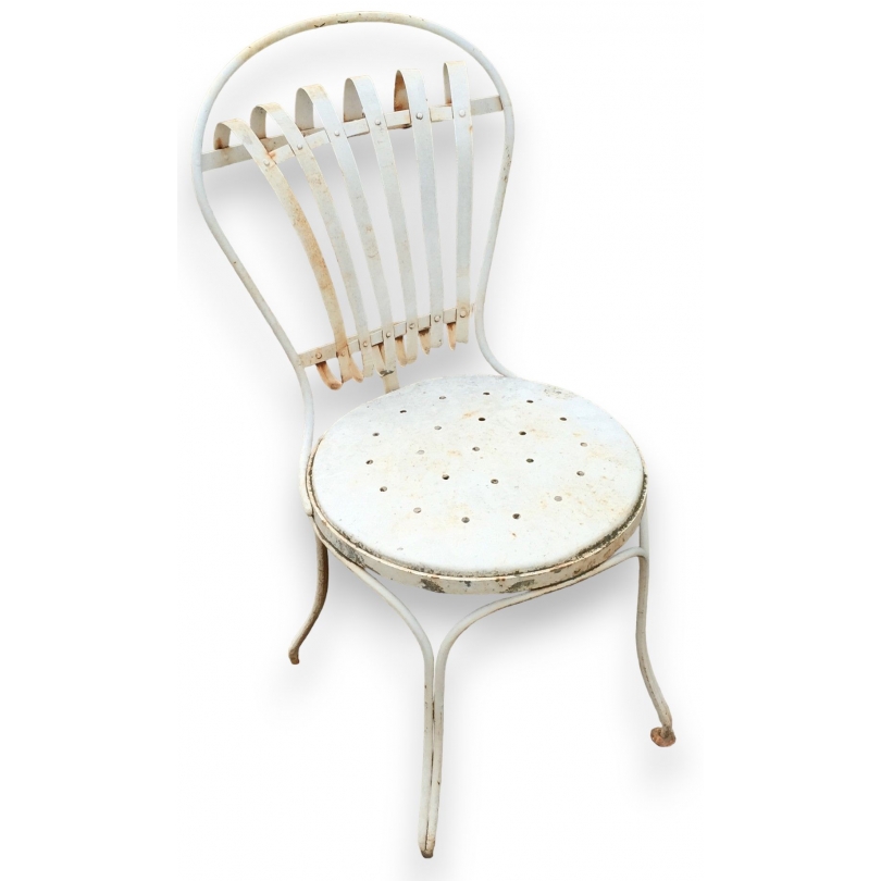  Chaise de jardin en fer forgé blanc sur  Moinat SA  - Antiquités décoration