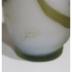 Petit vase signé GALLÉ* décor feuilles vertes