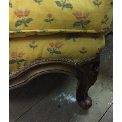 Fabric-upholstered beech armchair from Moinat SA – Antiques and home décor