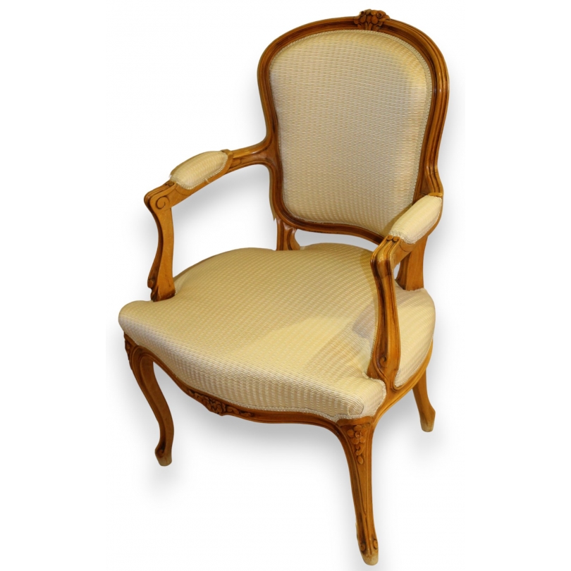 Paire de fauteuils cabriolets Louis XV