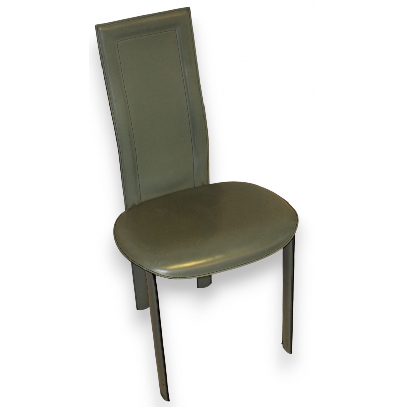 Chaise Lara de CATTELAN en cuir vert