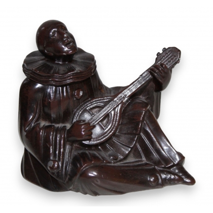 Sculpture en régule \"Pierrot assis\"