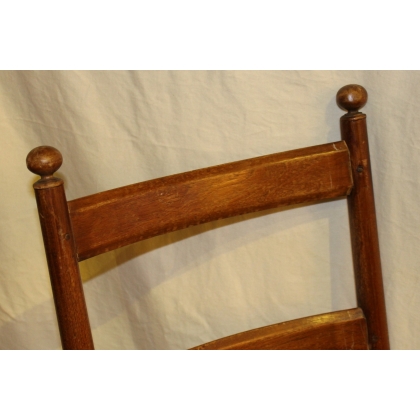 Chaise Louis XIII en noyer
