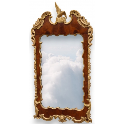  Miroir anglais en noyer, bois doré sur  Moinat SA  - Antiquités décoration
