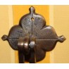 Four-leaf clover door knocker in brass at  Moinat SA  - Antiques and home décor