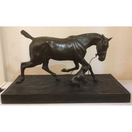 Sculpture \"Cheval retenu par un bouledogue\"