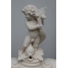  Fontaine Putto en pierre taillée de Vicenza sur  Moinat SA  - Antiquités décoration
