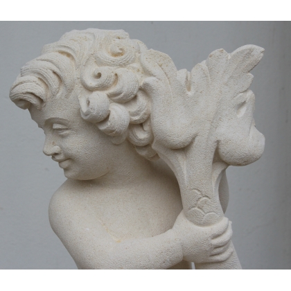 Fontaine Putto en pierre taillée de Vicenza sur  Moinat SA  - Antiquités décoration