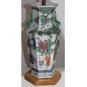  Paire de vases hexagonaux famille verte, lampes sur  Moinat SA  - Antiquités décoration