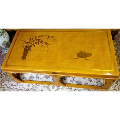  Table basse chinoise en laque jaune sur  Moinat SA  - Antiquités décoration