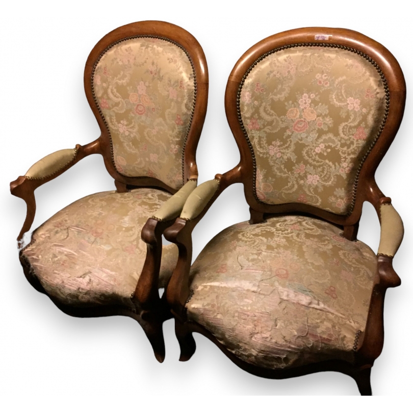 Paire de fauteuils Napoléon III, tissus à fleurs