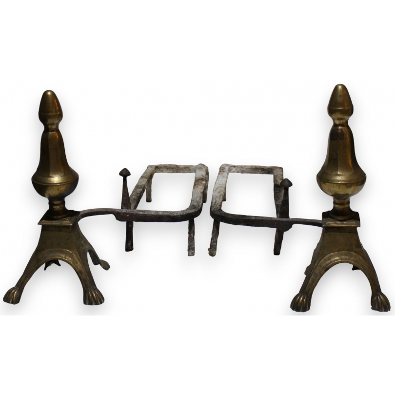 Paire de chenets Louis XIV décor toupie