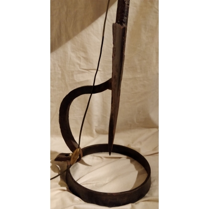 Soc de charrue monté en lampe