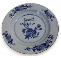 Assiette creuse en porcelaine décor fleurs