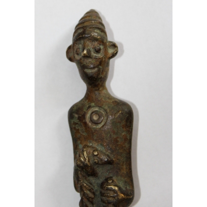 Bronze assyrien "Homme au serpent"