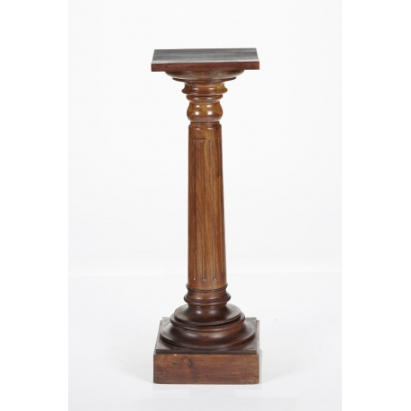 Sellette en forme de colonne