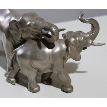 Couple d'éléphants en bronze argenté
