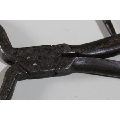 Sugar tongs by R. TIMMINS & SONS