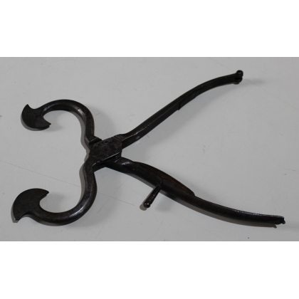 Sugar tongs by R. TIMMINS & SONS