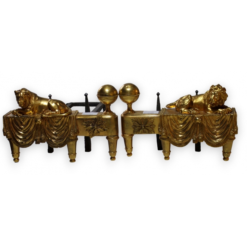  Paire de chenets "Lions". sur  Moinat SA  - Antiquités décoration