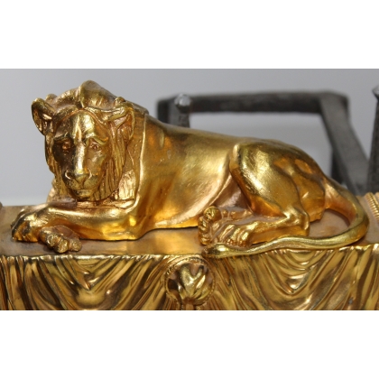  Paire de chenets "Lions". sur  Moinat SA  - Antiquités décoration