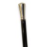 Walking stick with a smooth, round, silver-coloured knob