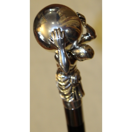 Walking stick with a silver Atlas knob