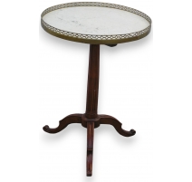 Louis XVI occasional table wit