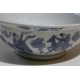 Coupe en porcelaine bleu-blanc décor personnages