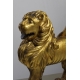 Lion italien en bois sculpté doré