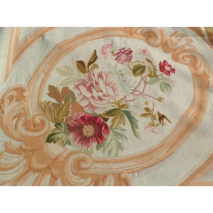 Louis-Philippe Aubusson carpet with motifs by  Moinat SA  - Antiques and home décor
