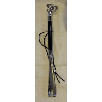 Silver-coloured "Labrador" shoehorn at Moinat SA – Antiques and home décor