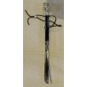 Silver-coloured ‘Owl’s Head’ shoehorn