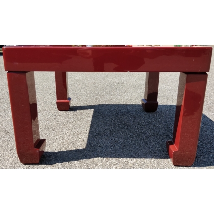  Table basse en laque rouge sur  Moinat SA  - Antiquités décoration