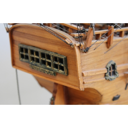 Maquette de bateau \"Endeavour\"