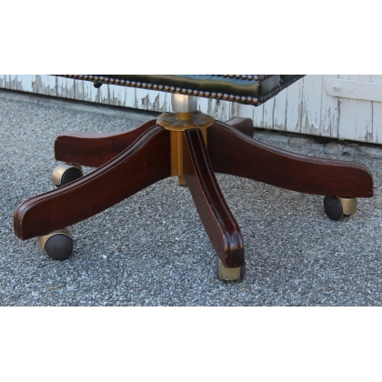 Fauteuil de bureau en acajou et cuir vert