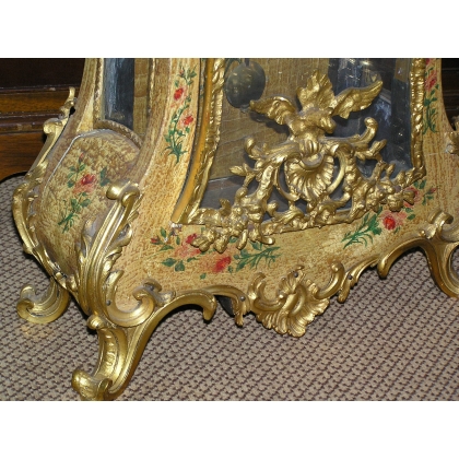 Martin lacquered sign, beige with floral design, from Moinat SA – Antiques and home décor