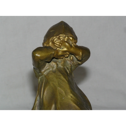  Bronze "Fillette pleurant", signé L. ALLIOT sur  Moinat SA  - Antiquités décoration