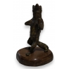 Renard debout en bronze sur socle en bois
