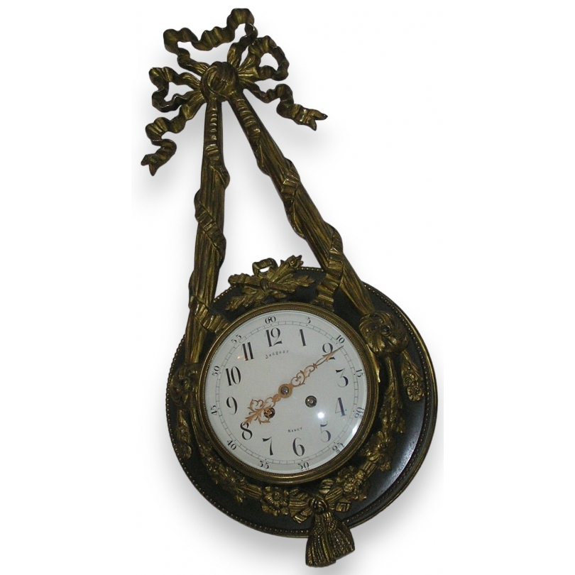 Pendule "La Fileuse" en bronze doré