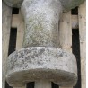 Half-moon-shaped basin made of Jura stone on a pedestal by Moinat SA – Antiques and home décor