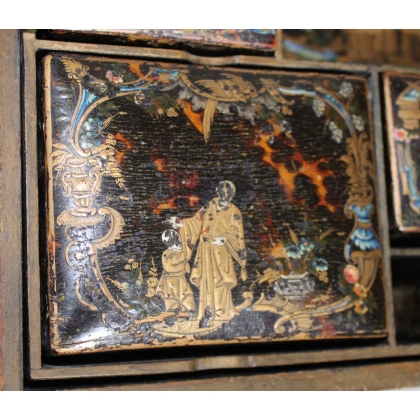 Black lacquer box with gold Chinese decoration