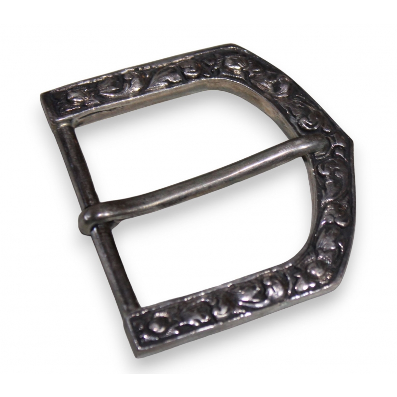 Metal belt buckle