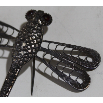 Dragonfly brooch
