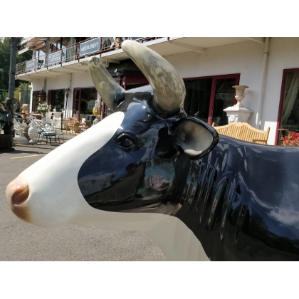 Vache Friboureoise taille nature