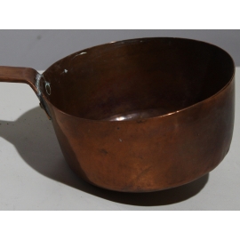 Copper saucepan