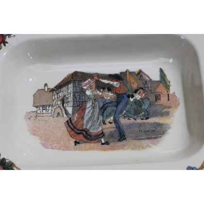 Plat à apéritif en faïence de Sarreguemines