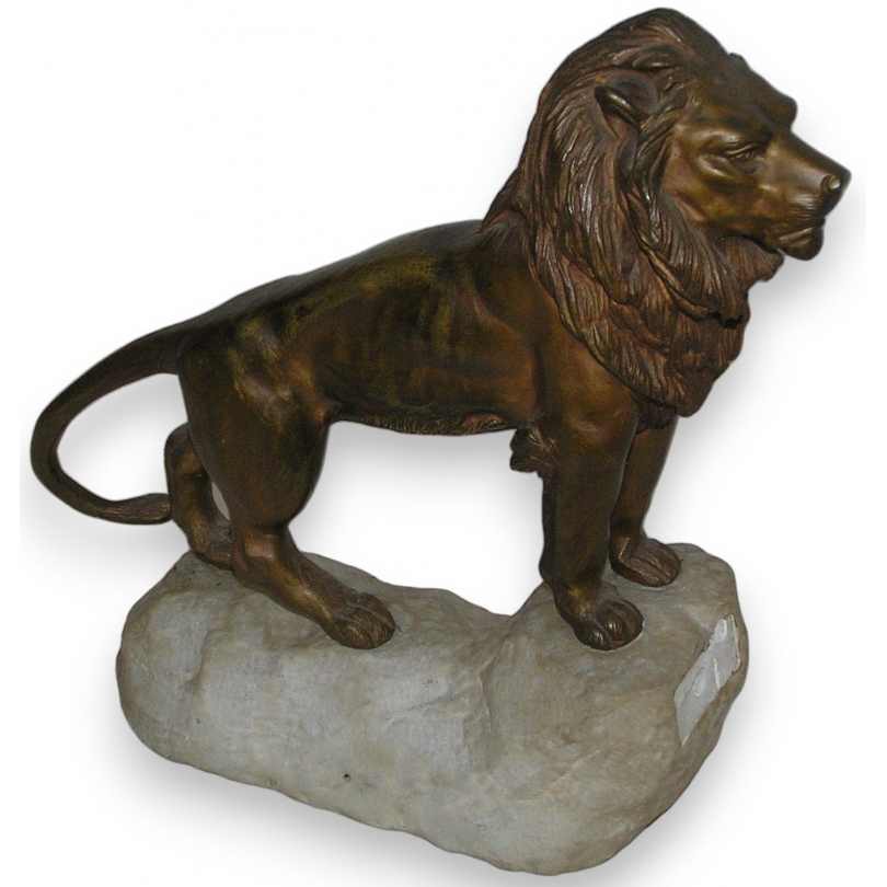 Bronze "Lion", signé GOMERT.